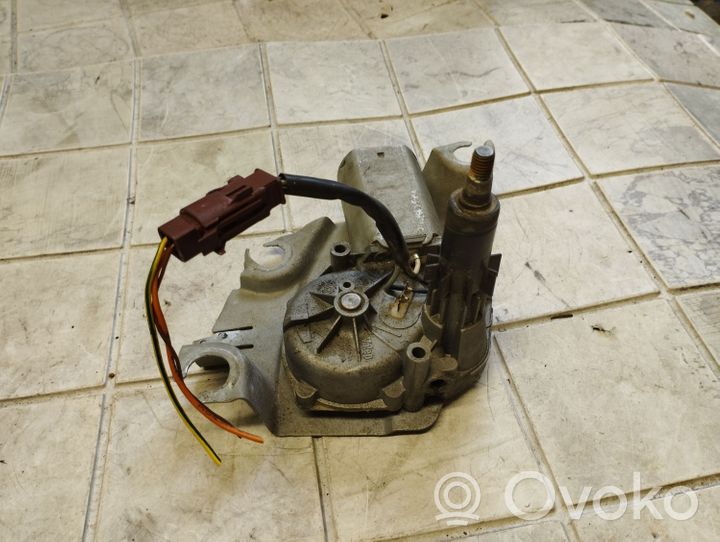 Peugeot 206 Moteur d'essuie-glace arrière 9628679980