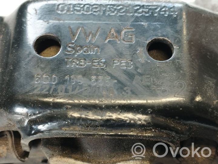 Volkswagen Polo IV 9N3 Supporto di montaggio del motore 6Q0199555AE