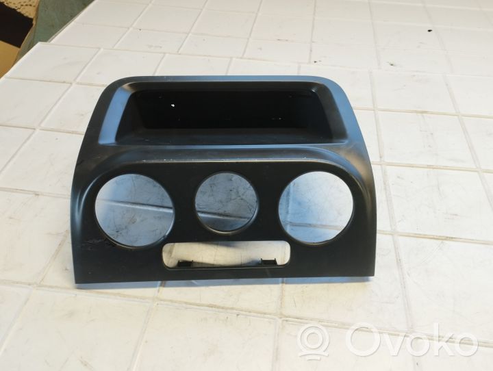 Volkswagen Tiguan Console centrale, commande chauffage/clim 5M0819422