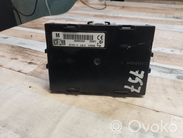 Nissan Note (E11) Module confort 281161011B