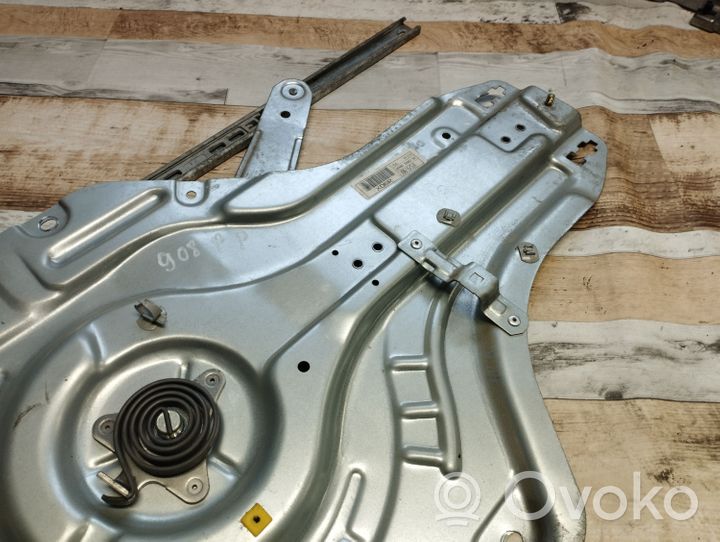 Hyundai Elantra Alzacristalli della portiera anteriore con motorino 824802D062