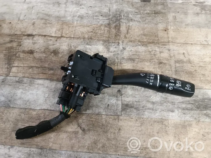 Hyundai Santa Fe Wiper control stalk 202004726