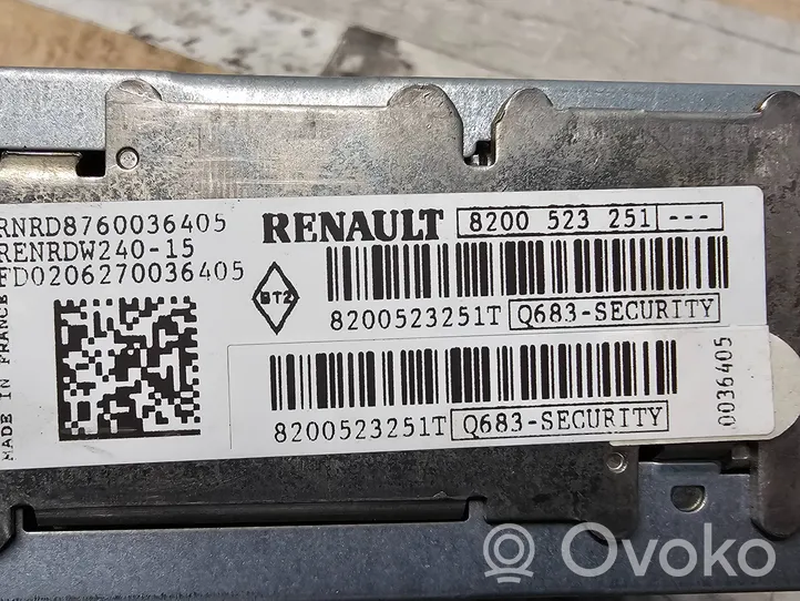 Renault Scenic II -  Grand scenic II Unità principale autoradio/CD/DVD/GPS 8760036405