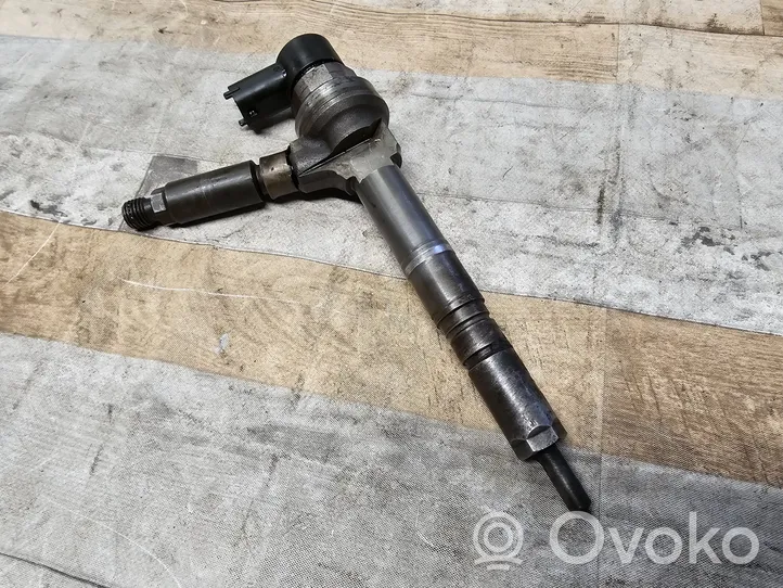 Opel Astra H Injecteur de carburant 0445110175