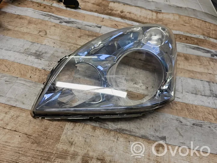 Toyota Corolla Verso AR10 Couvercle de lentille de phare P3124L