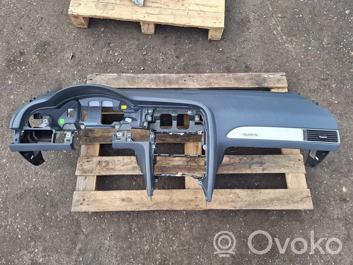 Audi A6 S6 C6 4F Panelė 4F1858041