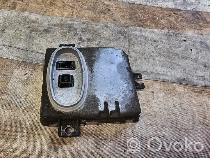 Volvo S80 Lastre de faros xenón W3T13271