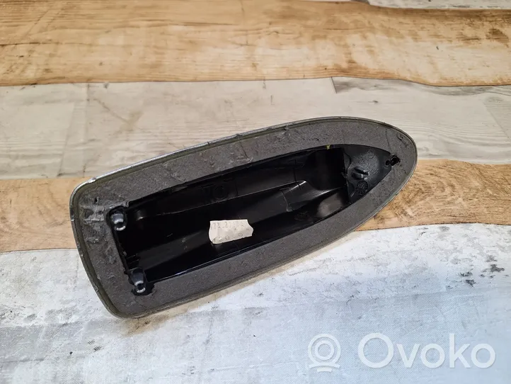 Volvo V50 Stogo (GPS) antenos dangtelis 39850354