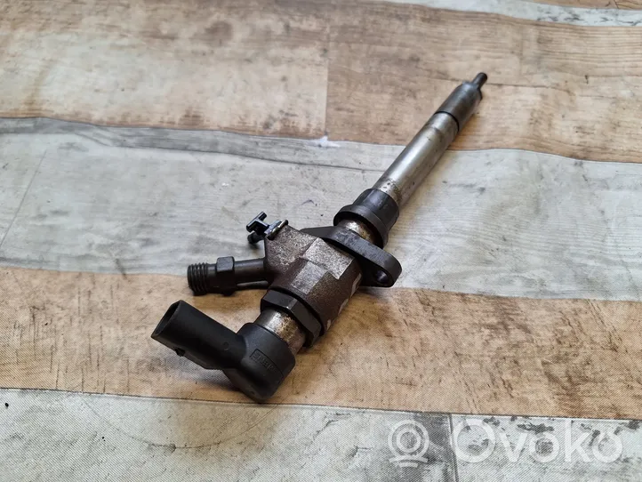 Volvo V50 Fuel injector 9657144580