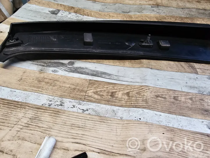 Chrysler Pacifica Spoiler del portellone posteriore/bagagliaio GAPN4582