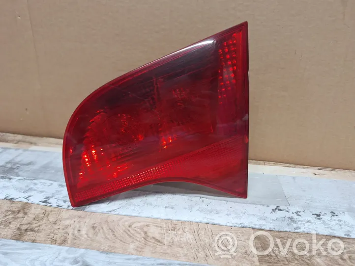 Audi A4 S4 B7 8E 8H Tailgate rear/tail lights 8E9945094