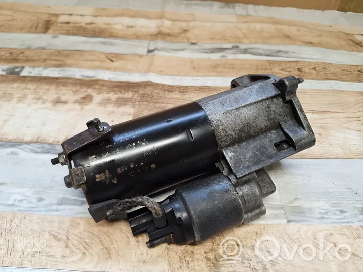 Audi A4 S4 B7 8E 8H Starter motor 0001125057