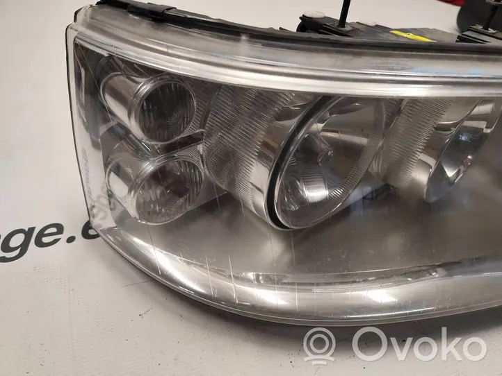 Volkswagen Multivan T5 Lampa przednia 7H1941016T