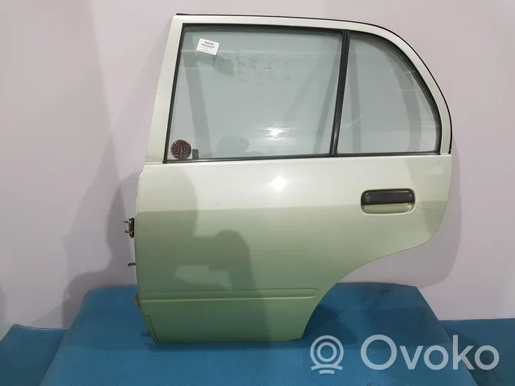 Toyota Starlet (P90) V Galinės durys 6Q9