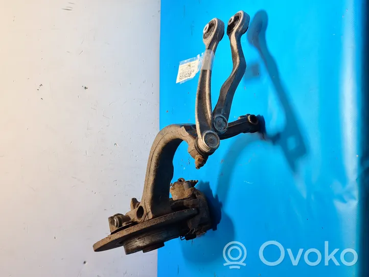 Audi A4 S4 B5 8D Fuso a snodo con mozzo ruota anteriore 8d0407257