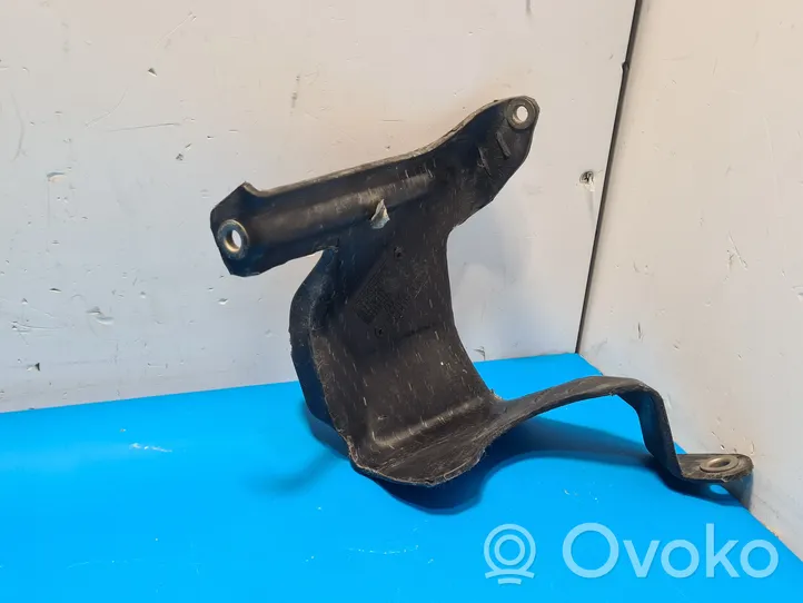 Audi A2 Couvre-soubassement avant 8Z0911295