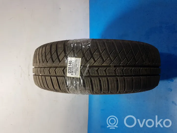 Volkswagen Sharan R17 C winter tire 