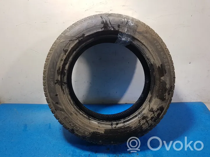 Volkswagen Sharan R17 C winter tire 