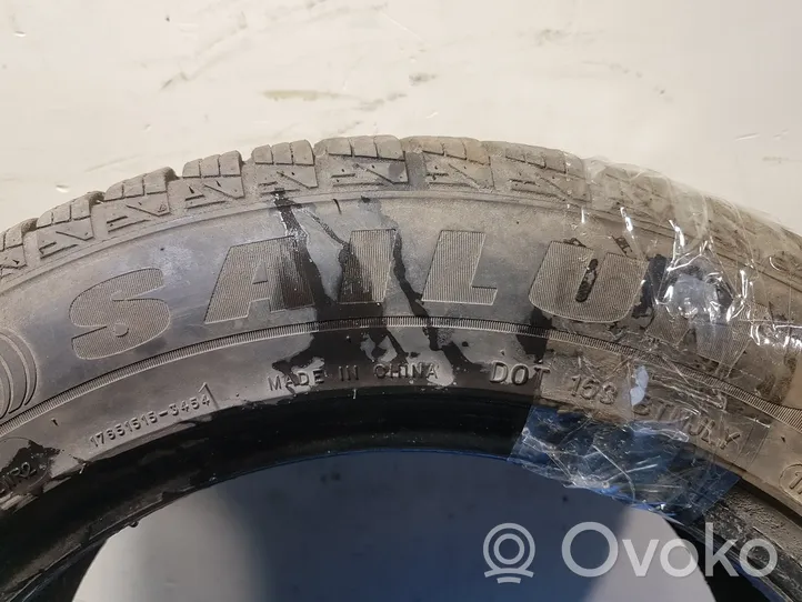 Volkswagen Sharan R17 C winter tire 