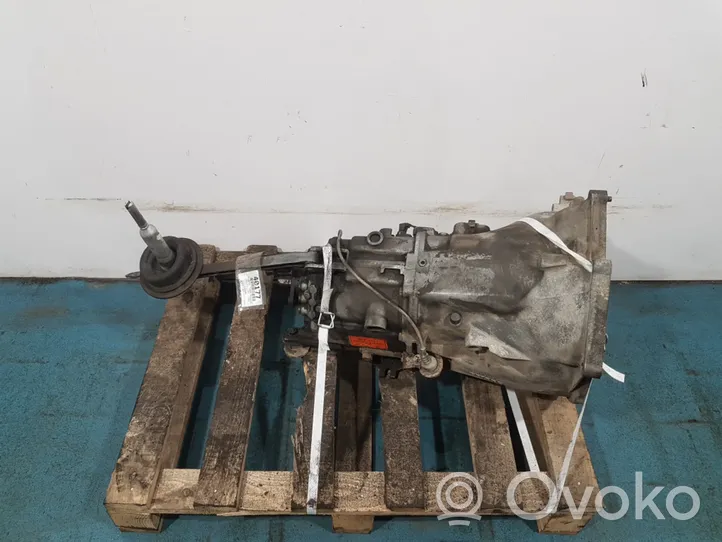 BMW 3 E30 Mechaninė 6 pavarų dėžė AKY