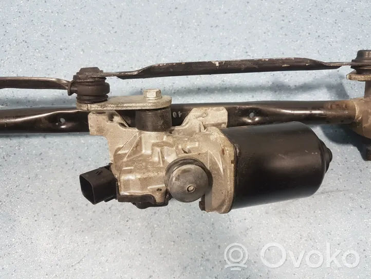 Hyundai Accent Front wiper linkage and motor 98110-1g000