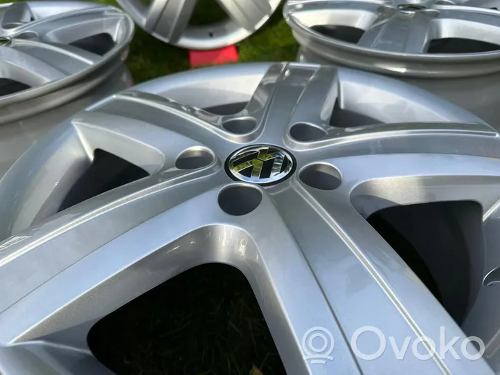 Volkswagen Multivan T5 R17 alloy rim 