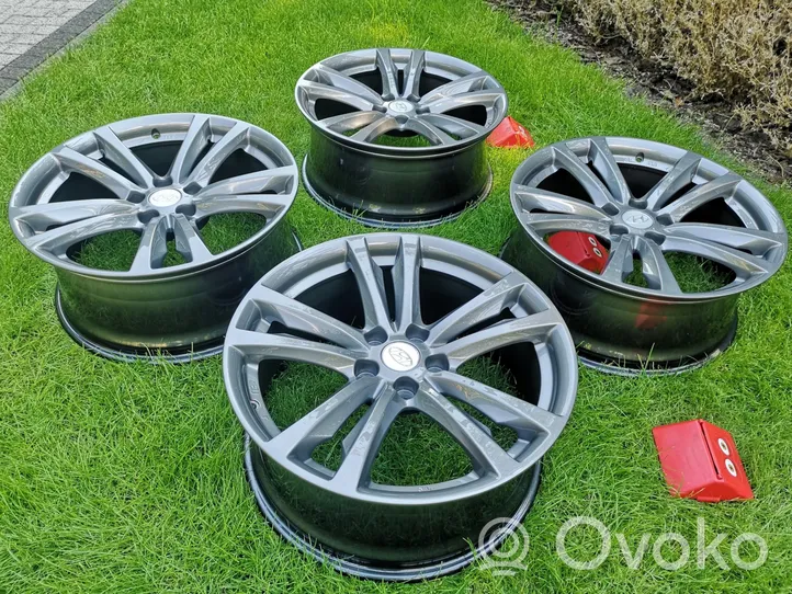 Hyundai Genesis R19 alloy rim 