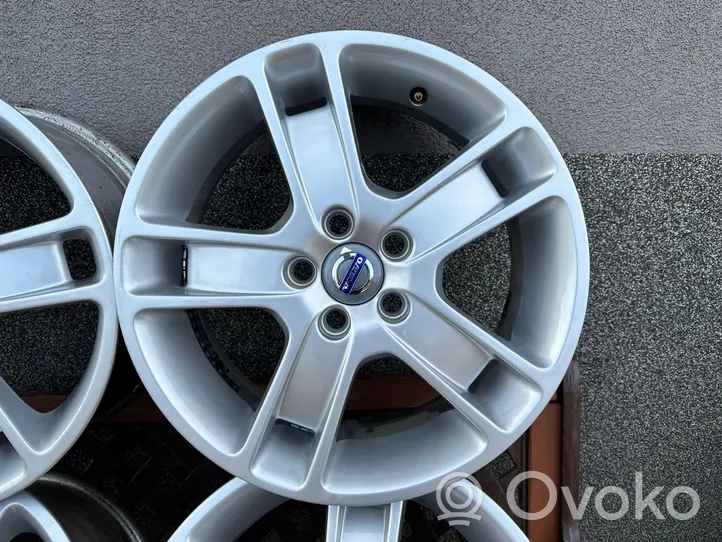 Volvo V50 Cerchione in lega R17 