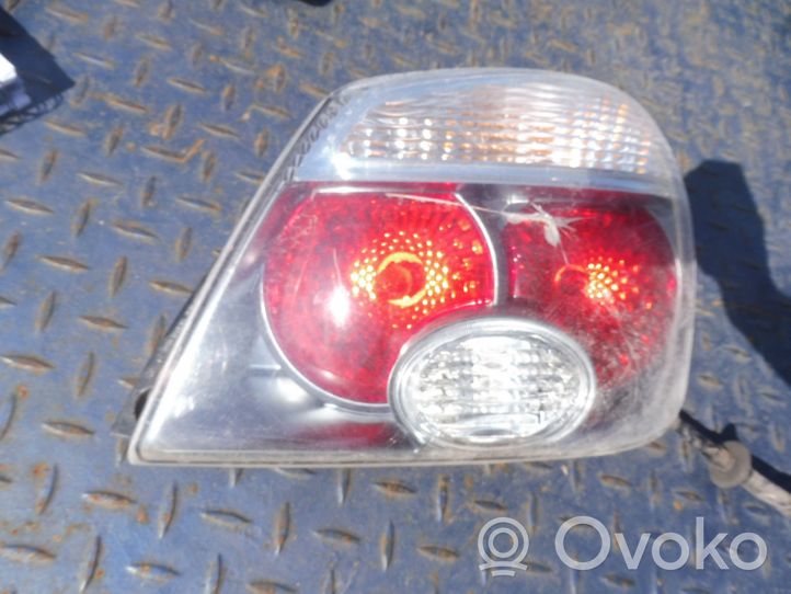 Mitsubishi Outlander Lampa tylna 22087685
