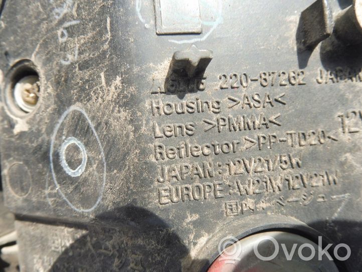 Mitsubishi Space Wagon Lampa tylna 22087262