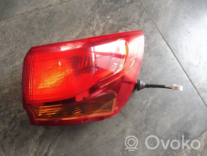 KIA Ceed Galinis žibintas kėbule 92402A23