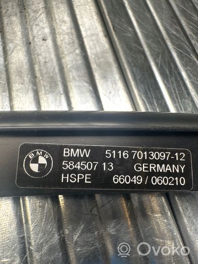 BMW 7 E65 E66 Rail de pare-brise de porte avant 51167013097