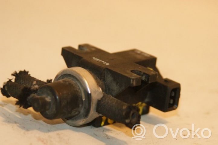 Volkswagen Caddy Valve électromagnétique 1H0906627