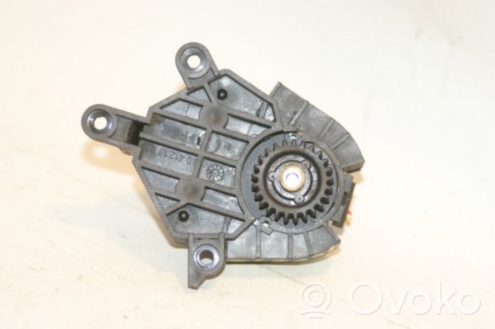 Renault Laguna I Moteur / actionneur de volet de climatisation 7701038554