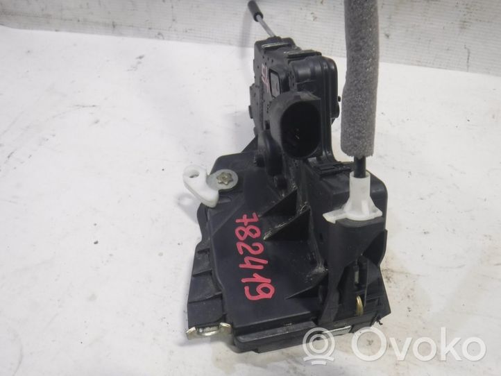 BMW 3 E46 Serrure de porte avant 51217011308