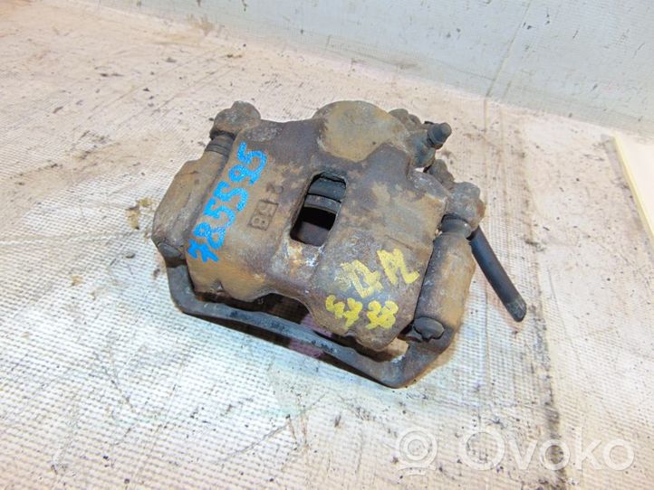 Mitsubishi Colt Caliper de freno delantero MB928424