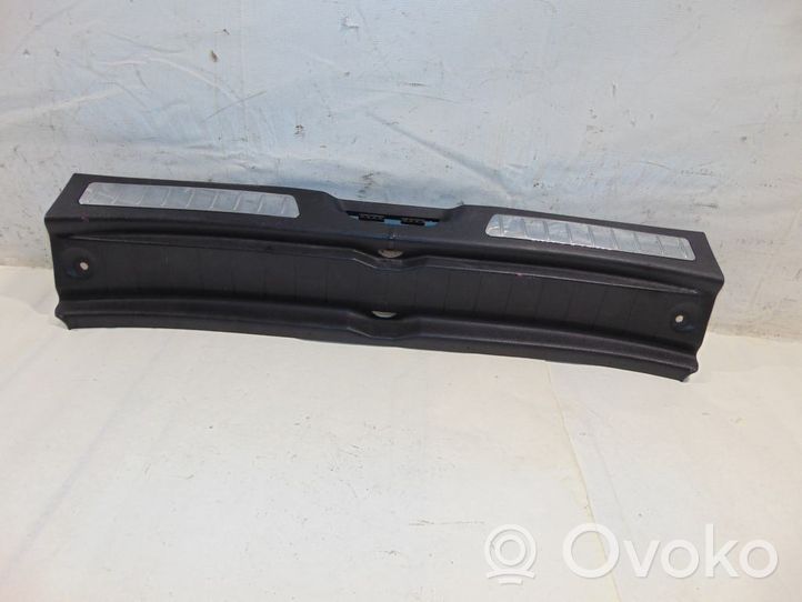 Mercedes-Benz B W245 Rivestimento di protezione sottoporta del bagagliaio/baule A1696900141