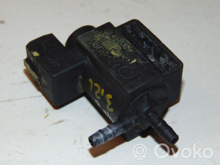 Mercedes-Benz ML W163 Vacuum valve A0025401897