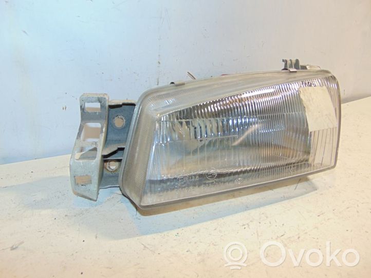 KIA Clarus Lampa przednia 0K9AA51040C