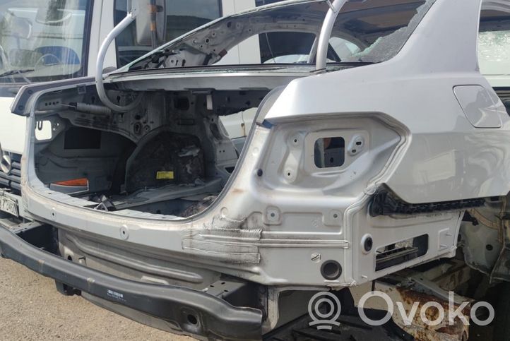 Mercedes-Benz E W212 Pièce de carrosserie arrière A2126400871