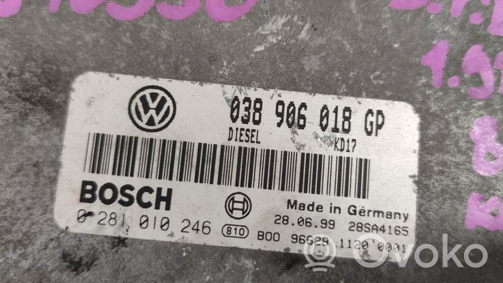 Volkswagen Golf IV Variklio valdymo blokas 038906018BM