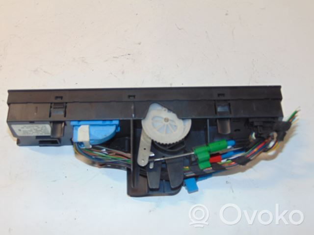 BMW 5 E39 Panel klimatyzacji 64116916655