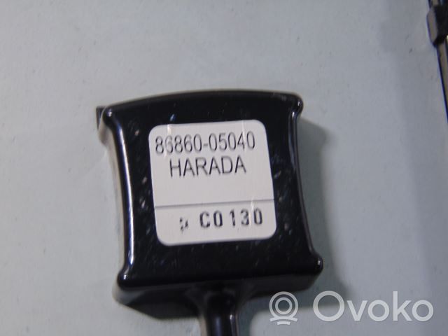 Toyota Avensis T270 GPS-pystyantenni 8686005040