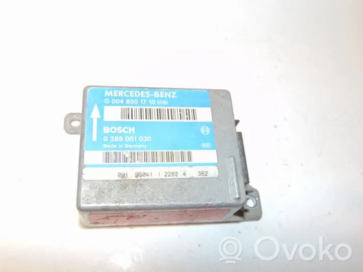 Mercedes-Benz E W124 Module de contrôle airbag A0048201710