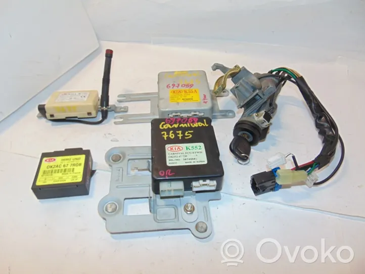 KIA Carnival Kit calculateur ECU et verrouillage 0K55A18701A