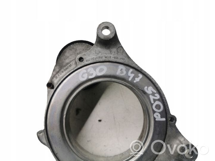 BMW 5 G30 G31 Napinacz paska alternatora 90053750