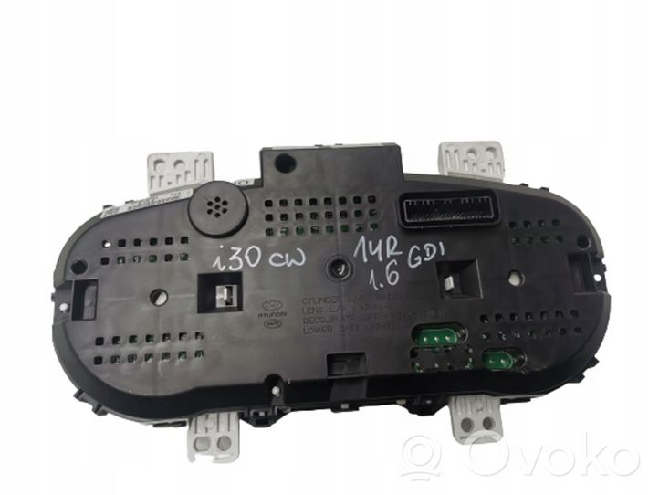 Hyundai i30 Speedometer (instrument cluster) 94003A6195