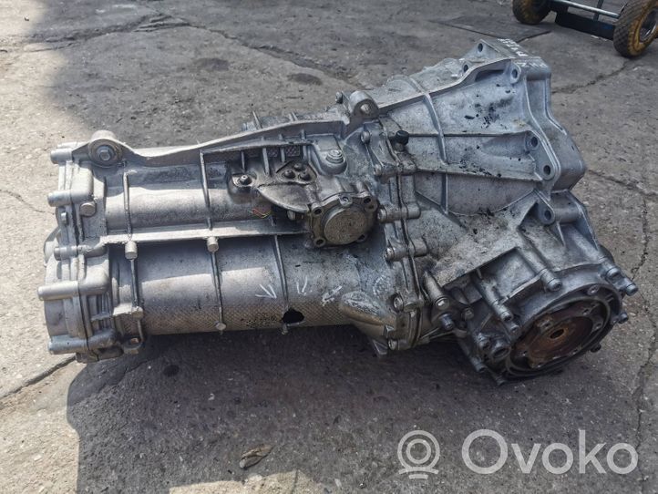 Audi A5 Mechaninė 6 pavarų dėžė PHZ 