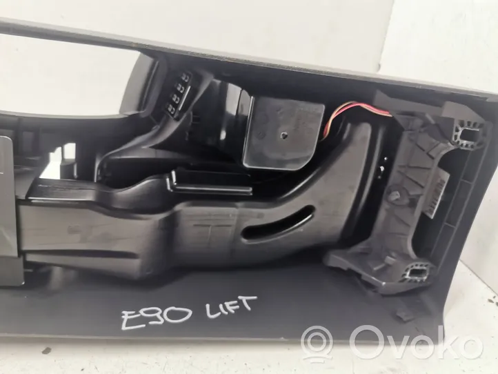 BMW 3 E90 E91 Console centrale 