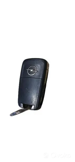 Opel Insignia A Užvedimo raktas (raktelis)/ kortelė 13584834